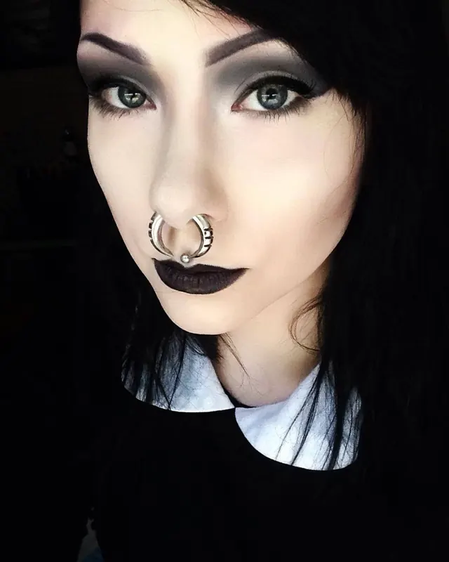 Valentine, 18 ans, trans à Chaulnes